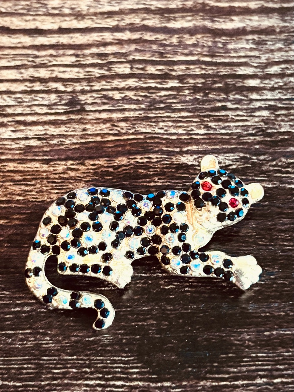 Crystal Leopard Brooch with Black and‎ Iridescent Stones